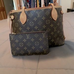 Brand New Louis Vuitton Neverfull PM Handbag